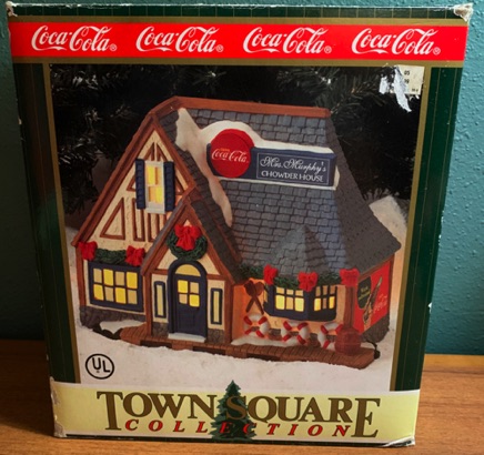 43106-1 € 45,00 coca cola town sqaure chowder house.jpeg